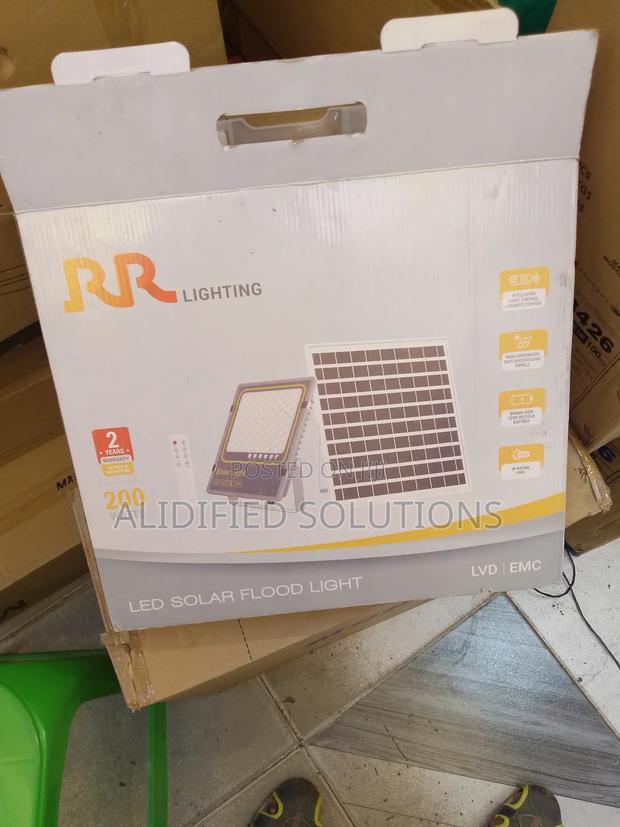 RR Solar Floodlight 200w - main view