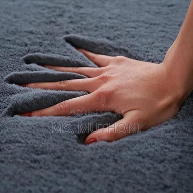 Modern Luxury Style Nordic Rabbit Fur Carpet - thumbnail 4