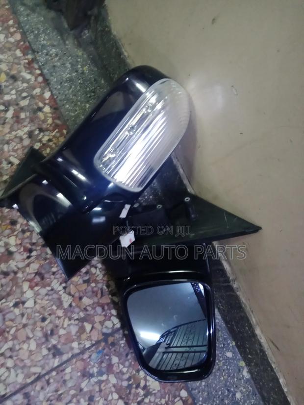 Nissan Elgrand Sidemirror