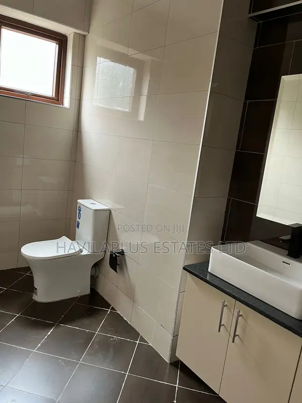 2bdrm Apartment in Westlands, Loresho for rent