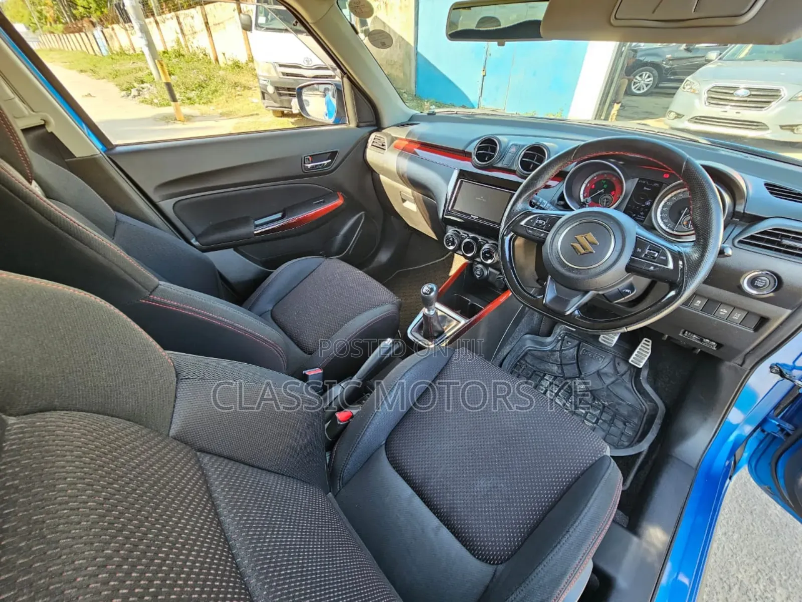 Suzuki Swift 2018 Blue