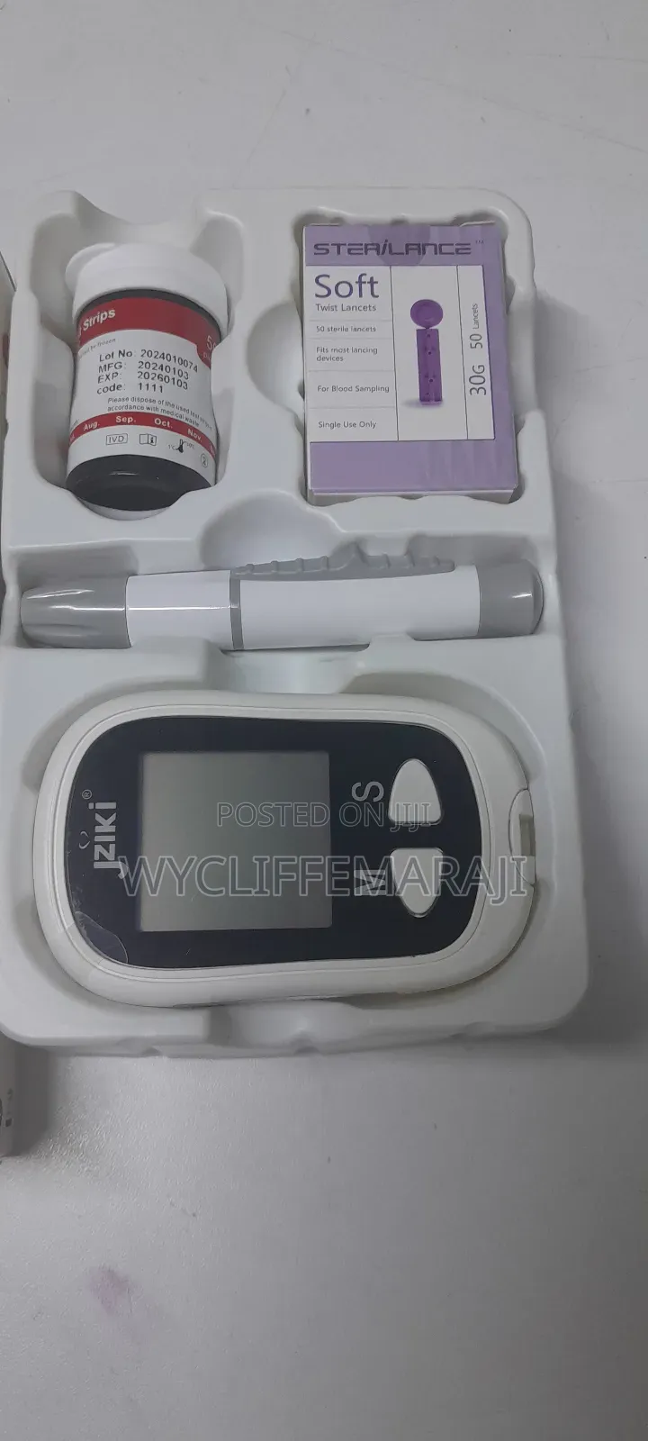 Smart Blood Glucose Meter
With 
50pcs Strips
And Lancets