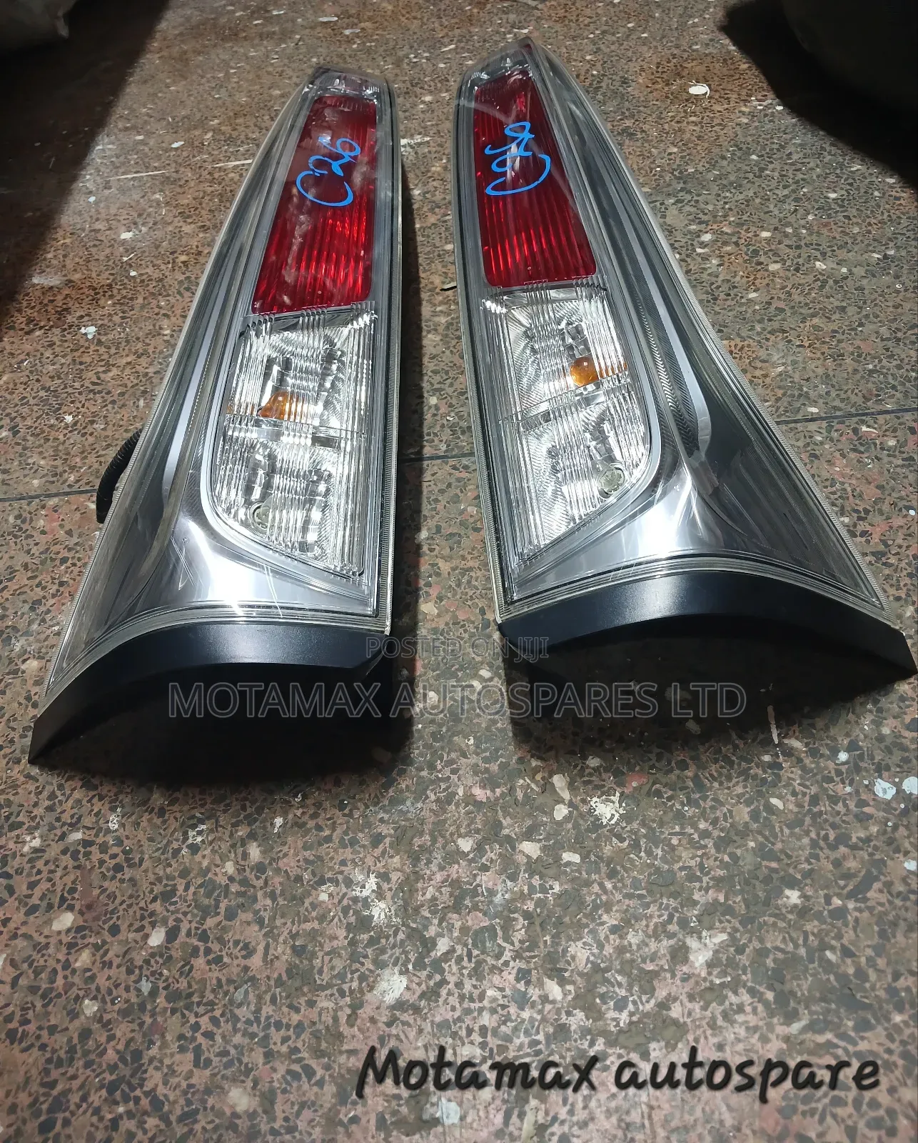 Nissan Serena C26 Left Right Tail Lights. Price Per Item.