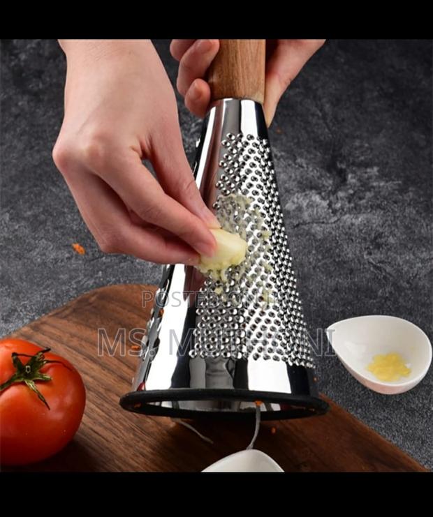3_sided Manual Vegetable Shredder/Grater - thumbnail 2