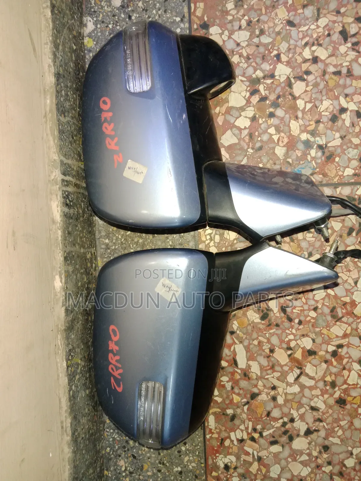 Toyota Noah / Voxy Sidemirror