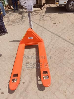 3tons Pallet Truck - thumbnail 2