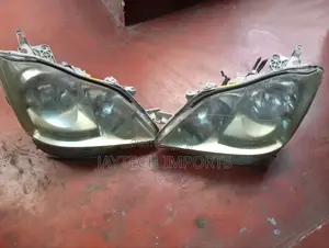 Toyota Crown Headlight