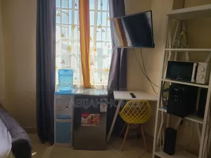 Studio Airbnb in Roysambu