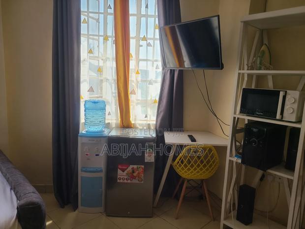 Studio Airbnb in Roysambu - thumbnail 4