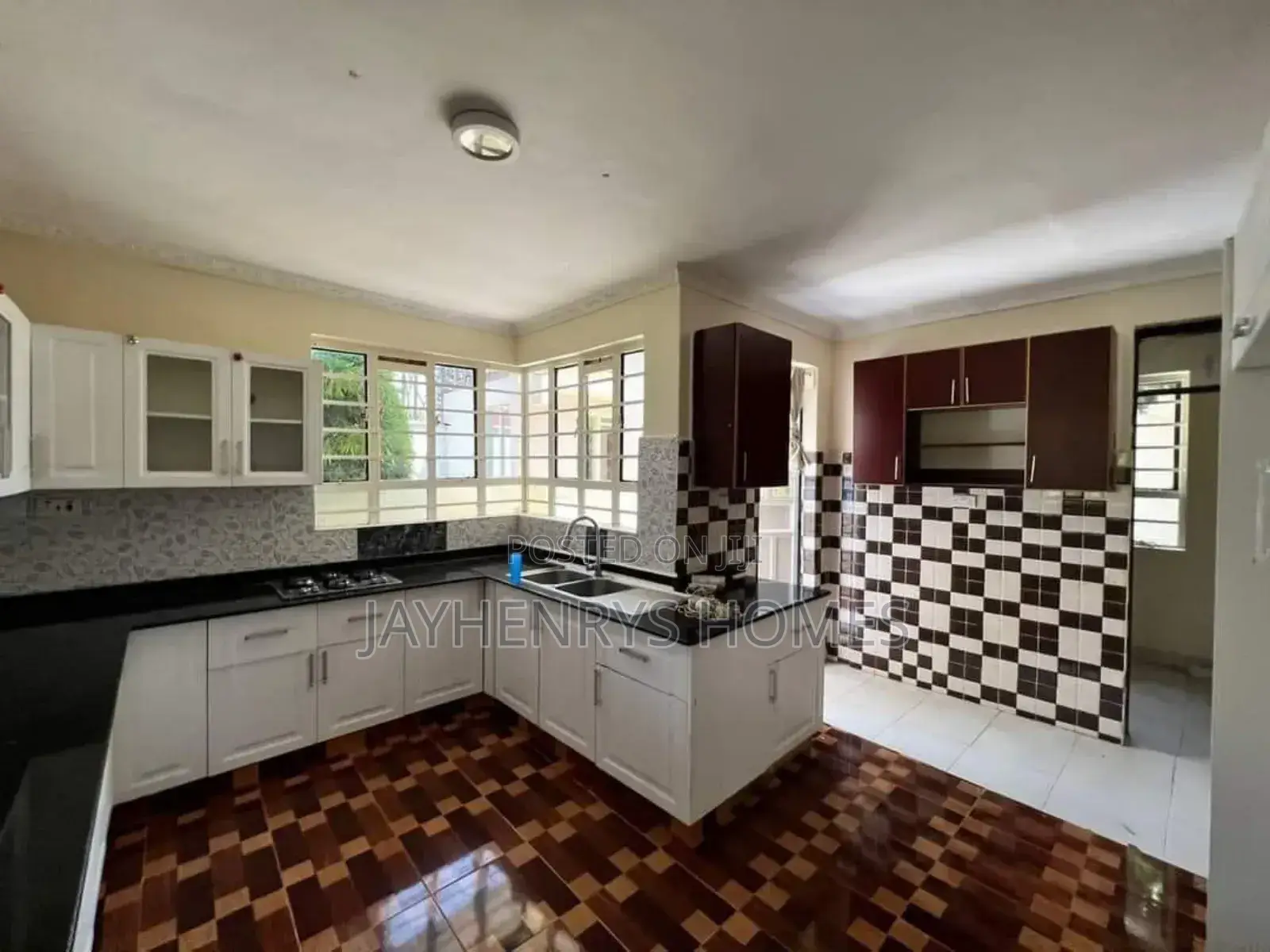 4bdrm House in Membley Estate for sale