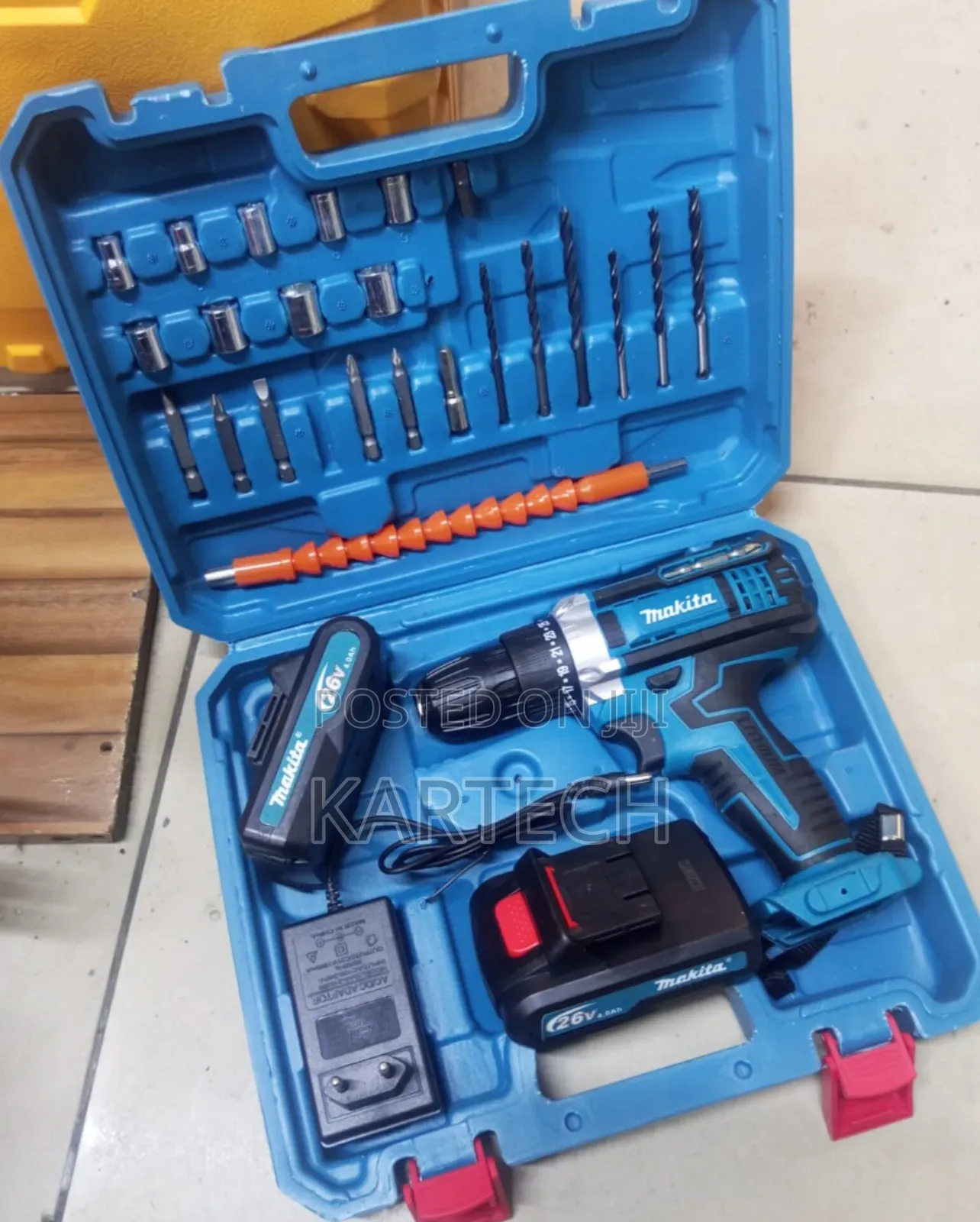 Makita Accessories Makita 26v Cordless Electric Drill Set