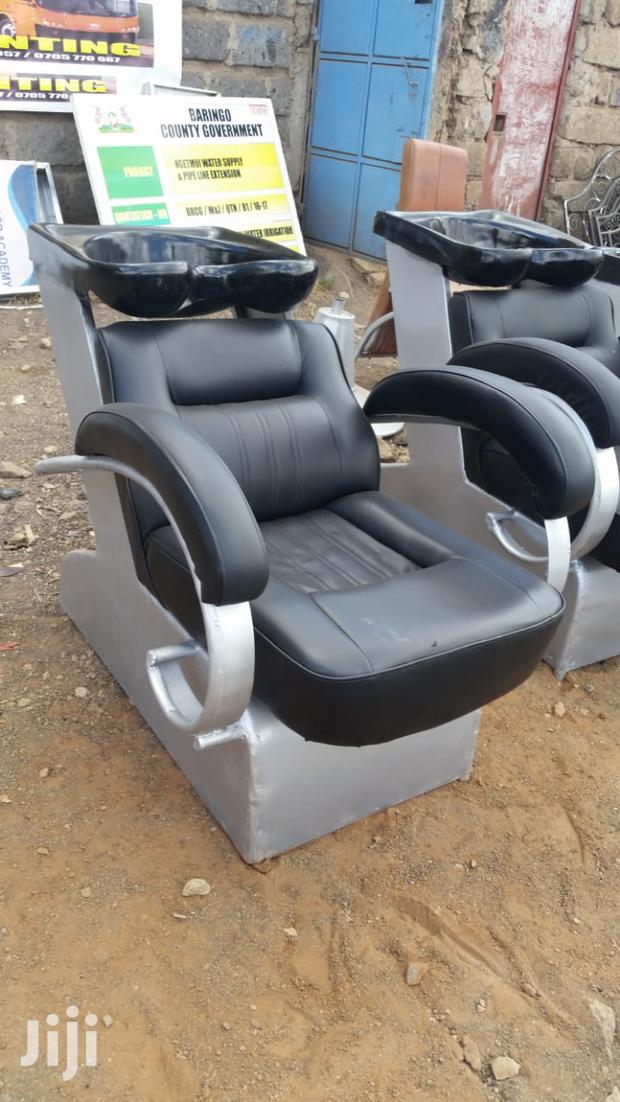 Salon Sink - main view