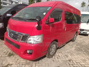 Nissan Caravan (Urvan) 2017 Red