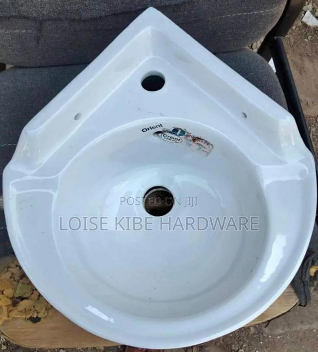 Good Quality Corner Basin - main view