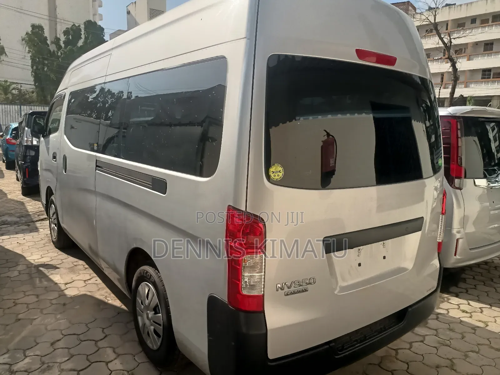 Nissan Caravan (Urvan) 2017 Silver