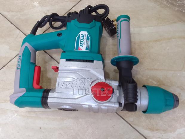Total TH115326 Rotary Hammer 1500W - thumbnail 2