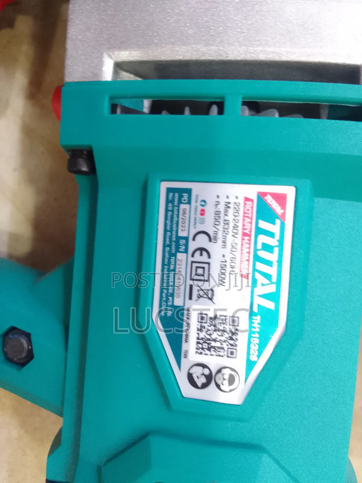 Total TH115326 Rotary Hammer 1500W