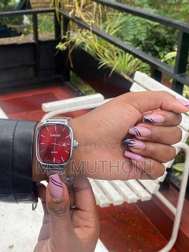Casio Square Unisex