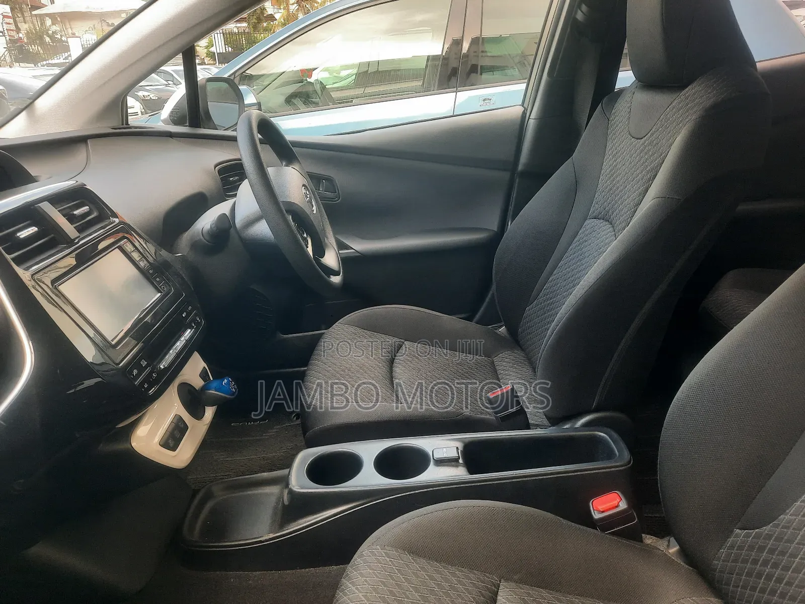 Toyota Prius 2018 Silver