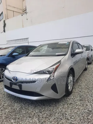 Toyota Prius 2018 Silver