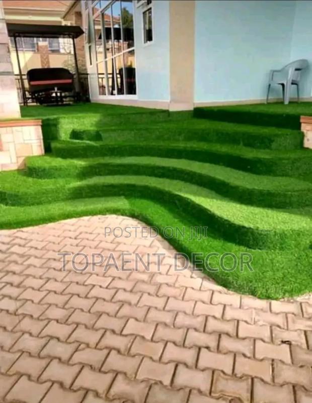 Outdoor Grill Artificial Grass Carpet - main view