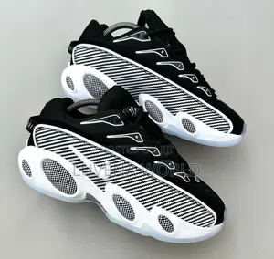 Nocta Sneaker’S