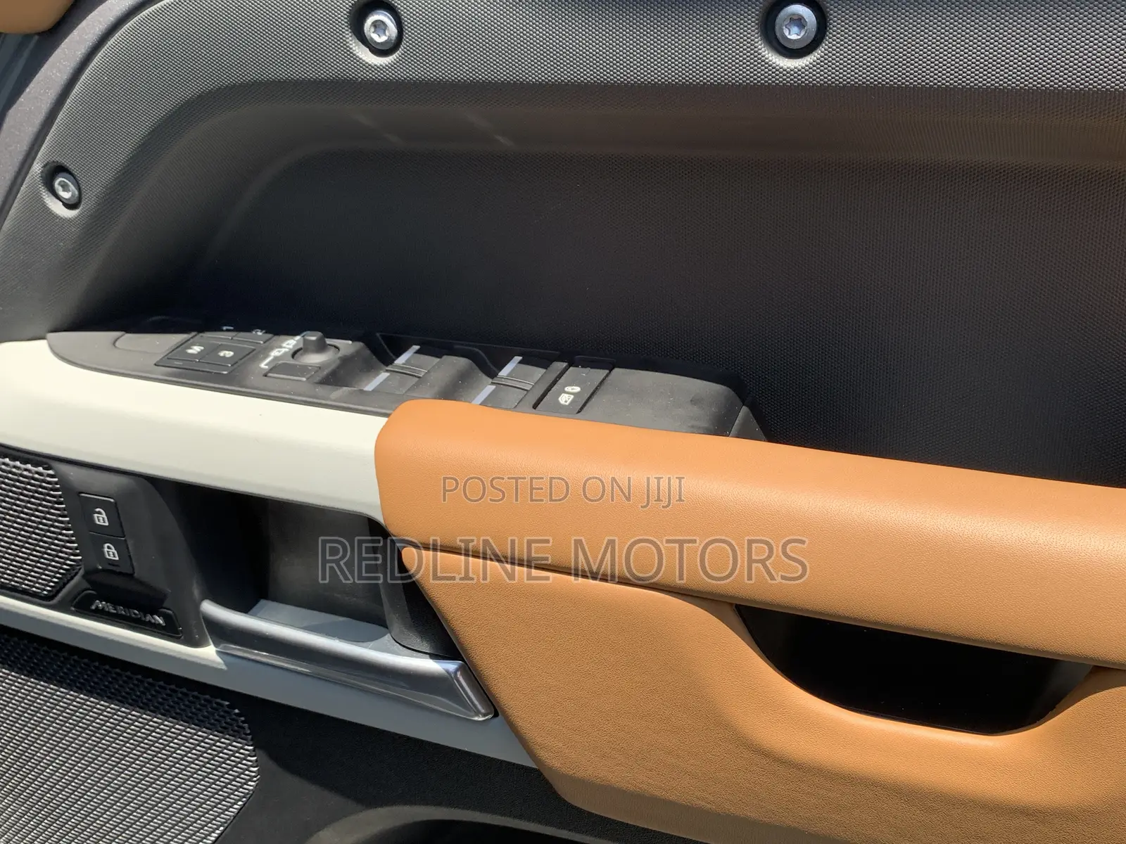 Land Rover Defender X-Dynamic SE 2023 Gray
