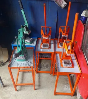 First Rate Champions Orange Chips Cutter