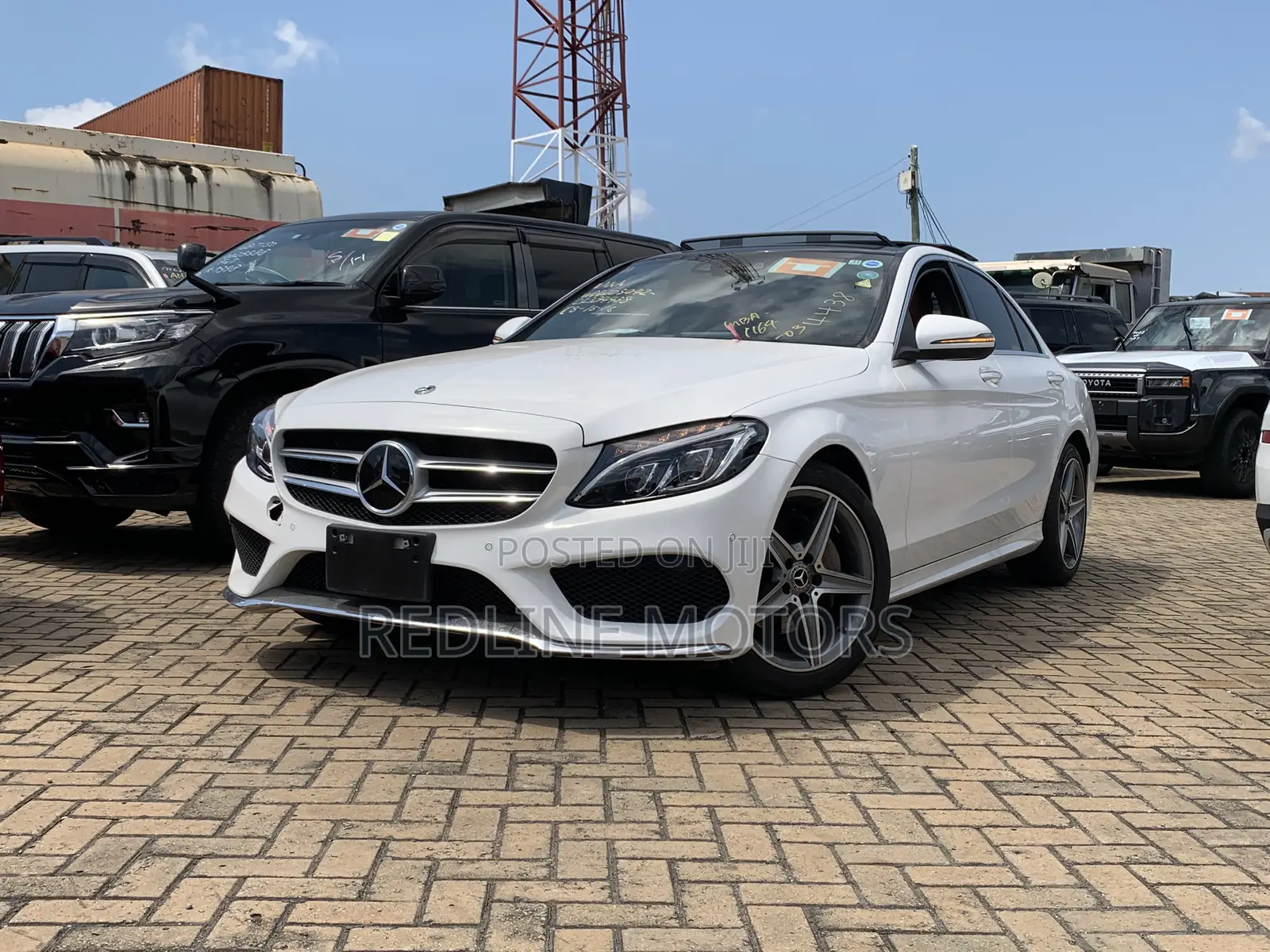 Mercedes-Benz C200 2018 Off white