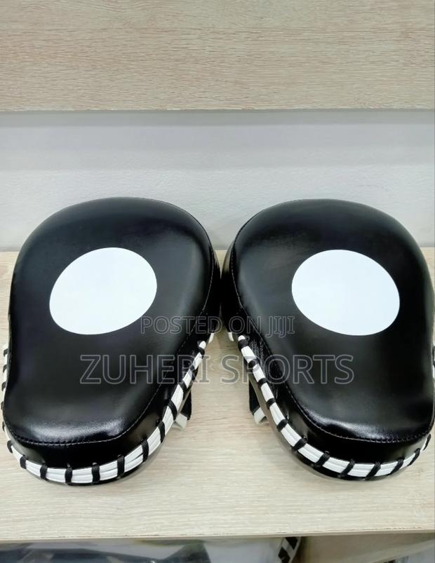 Hand Target Mitts, Heavy Duty Punching Pads, Boxing - thumbnail 2