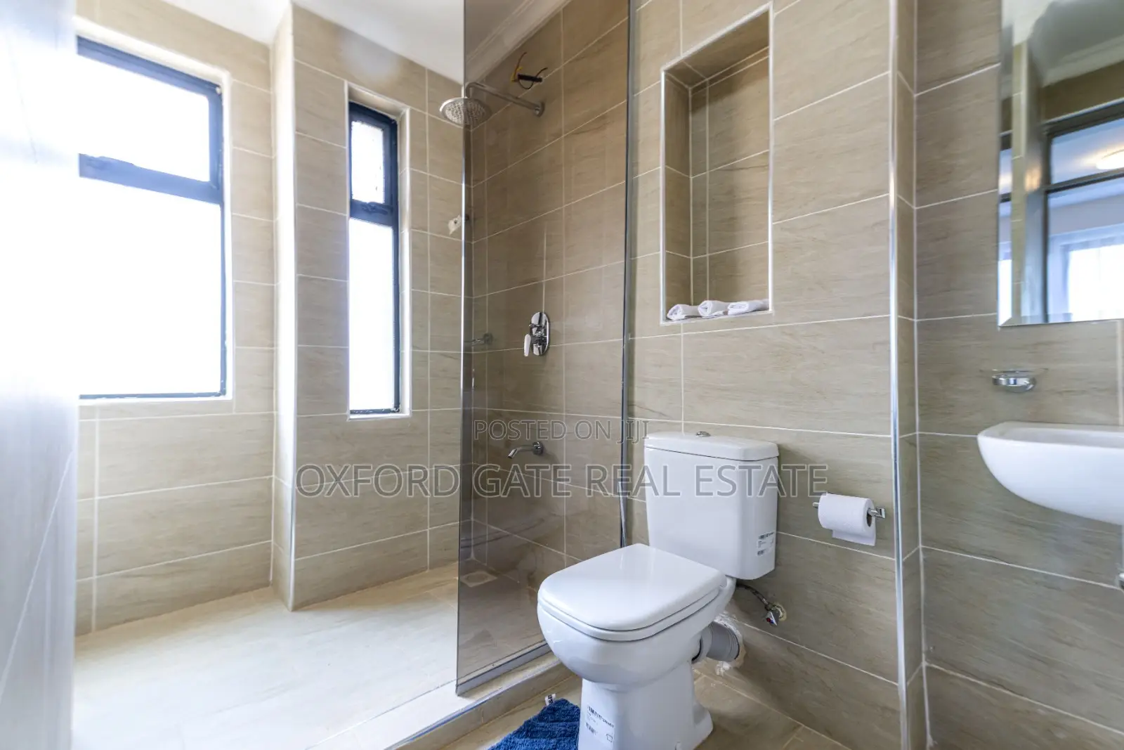 4bdrm Townhouse/Terrace In Membley For Sale