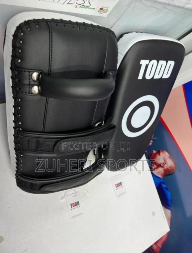 Kick/Foot Target Pad, Heavy Duty Leather, Boxing