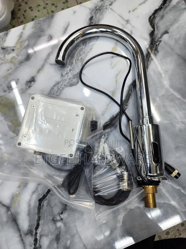 Sensor Kitchen Tap - main view