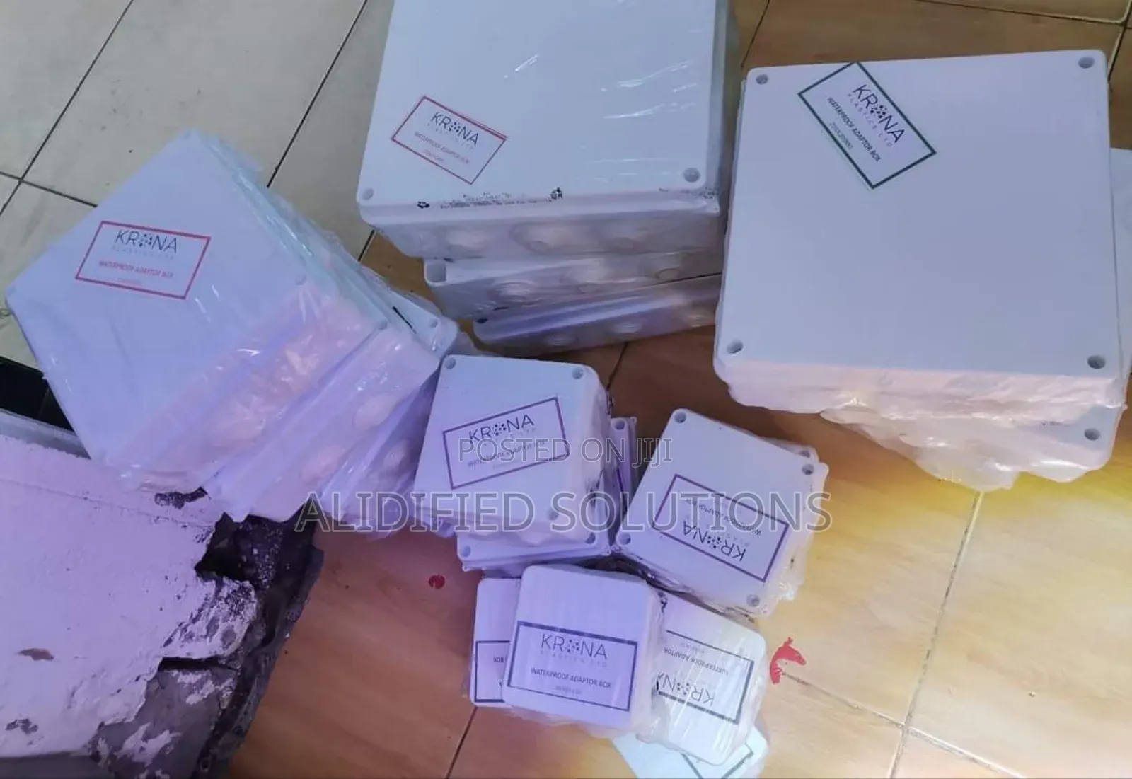 Adaptor Boxes<>PVC Adaptor Box