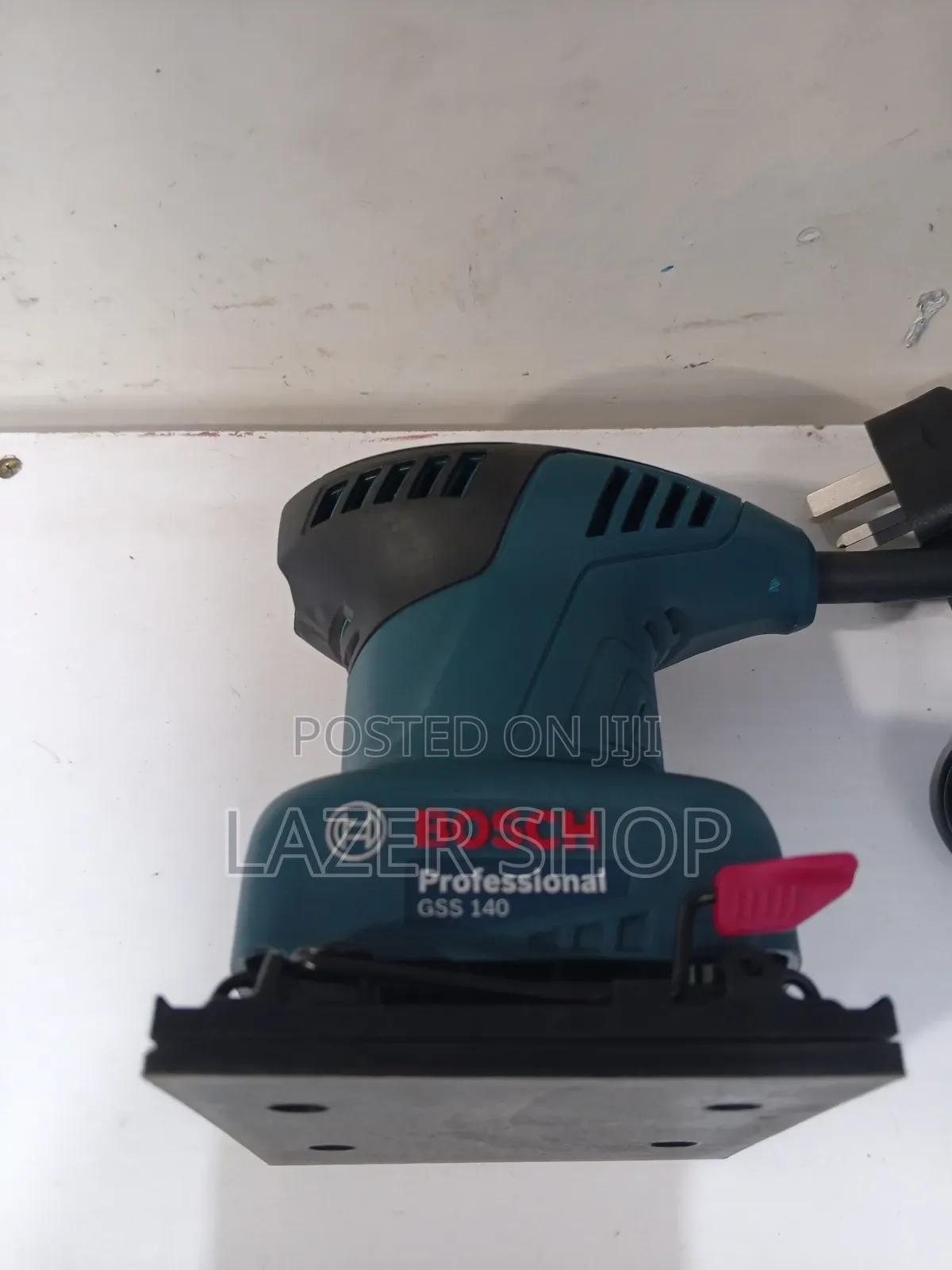 Bosch Palm Sander