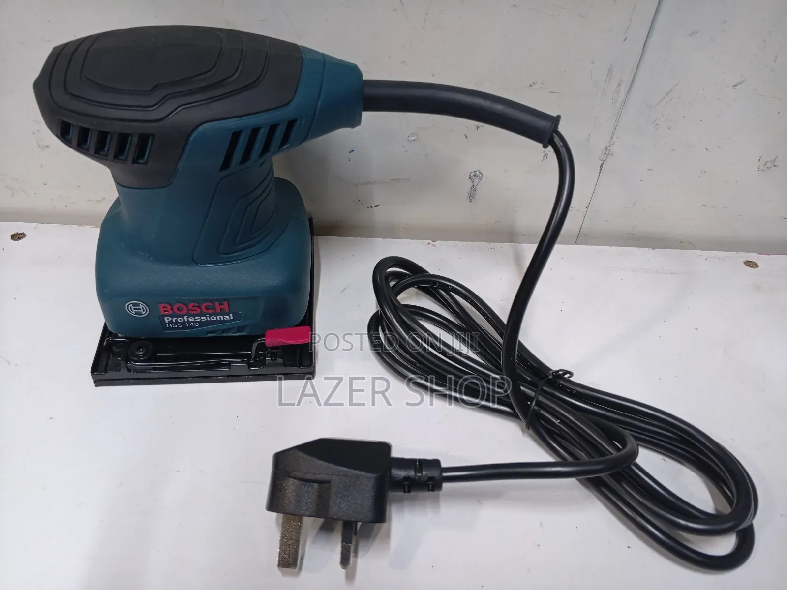 Bosch Palm Sander
