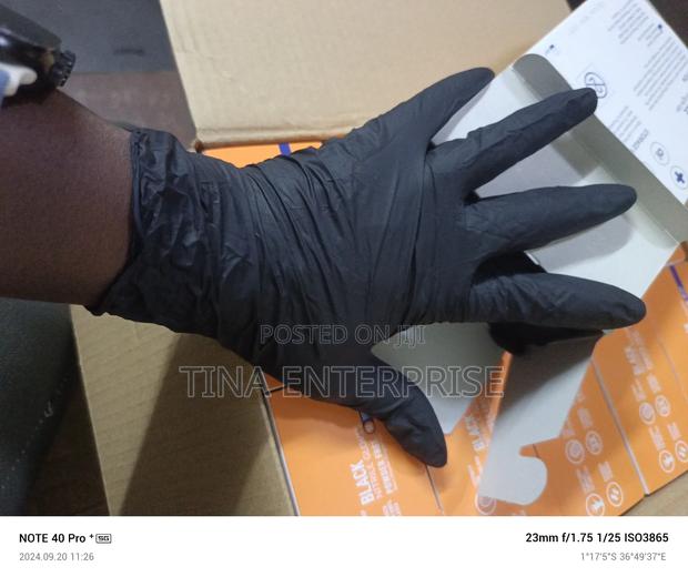 Black Nitrile - thumbnail 2