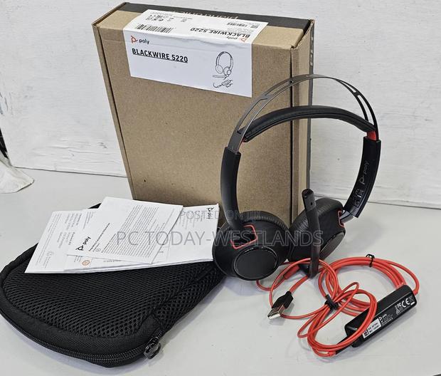 Poly Plantronics Blackwire C5220 Black/Red on the Earheadset - thumbnail 7