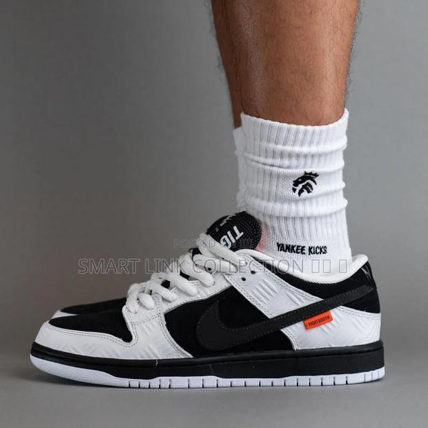 *Nike Sb "Tightbooth"*