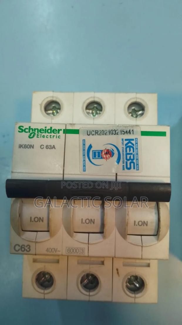 Tripple Pole 63a