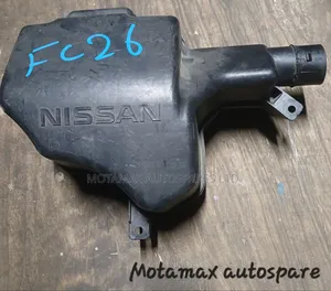 Nissan Serena C26 Dust Collector