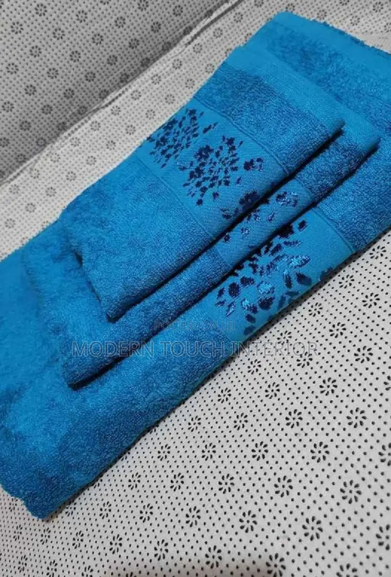 Medium Cotton Towel