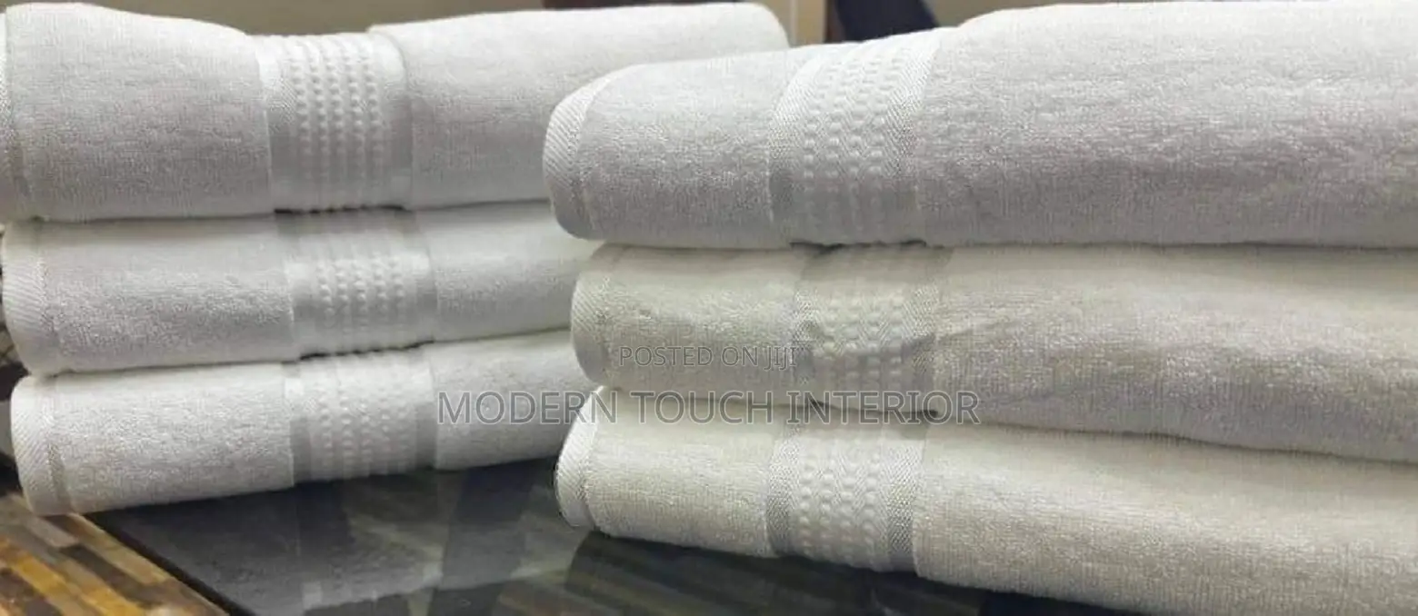 White Medium Cotton Towels