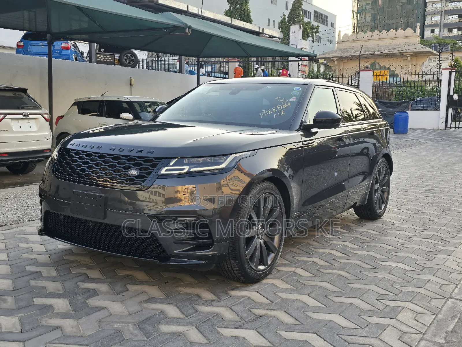 Land Rover Range Rover Velar P380 HSE R-Dynamic 4x4 2018 Gray