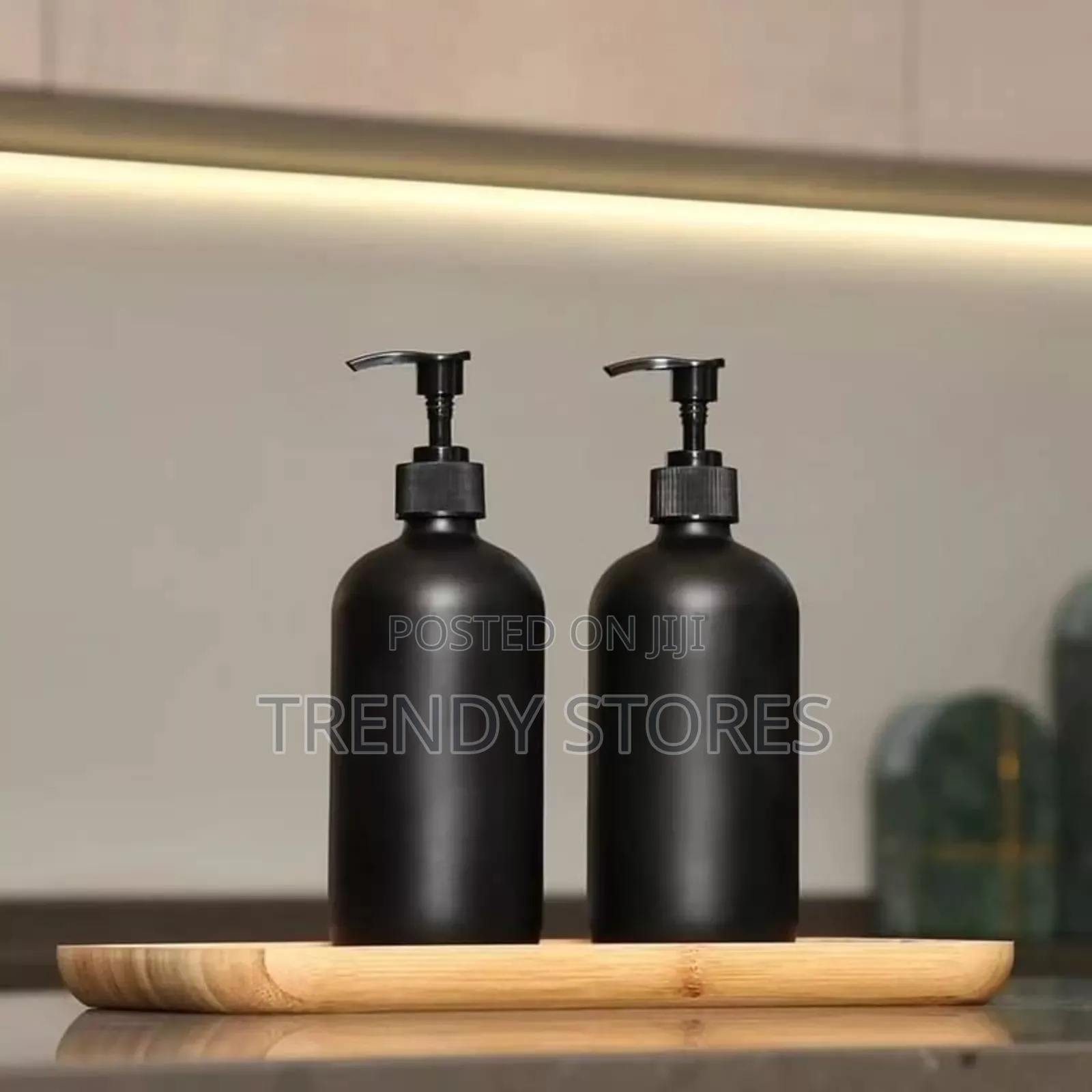 500 ML Matte Black Plastic Soap Dispenser