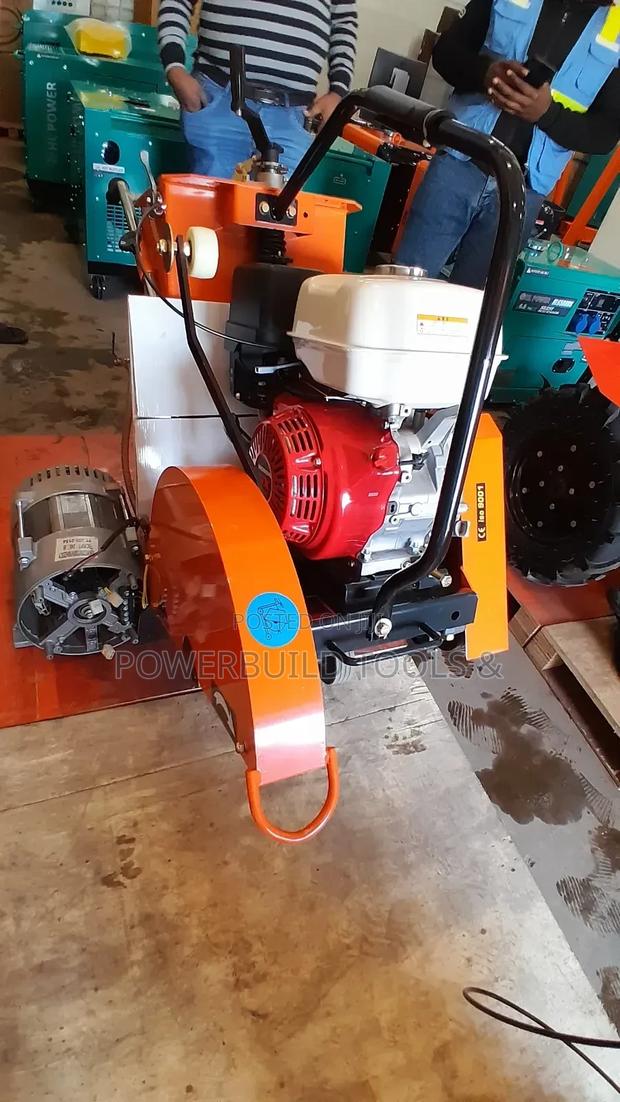 Concrete Cutter 18" With Honda Engine - thumbnail 3