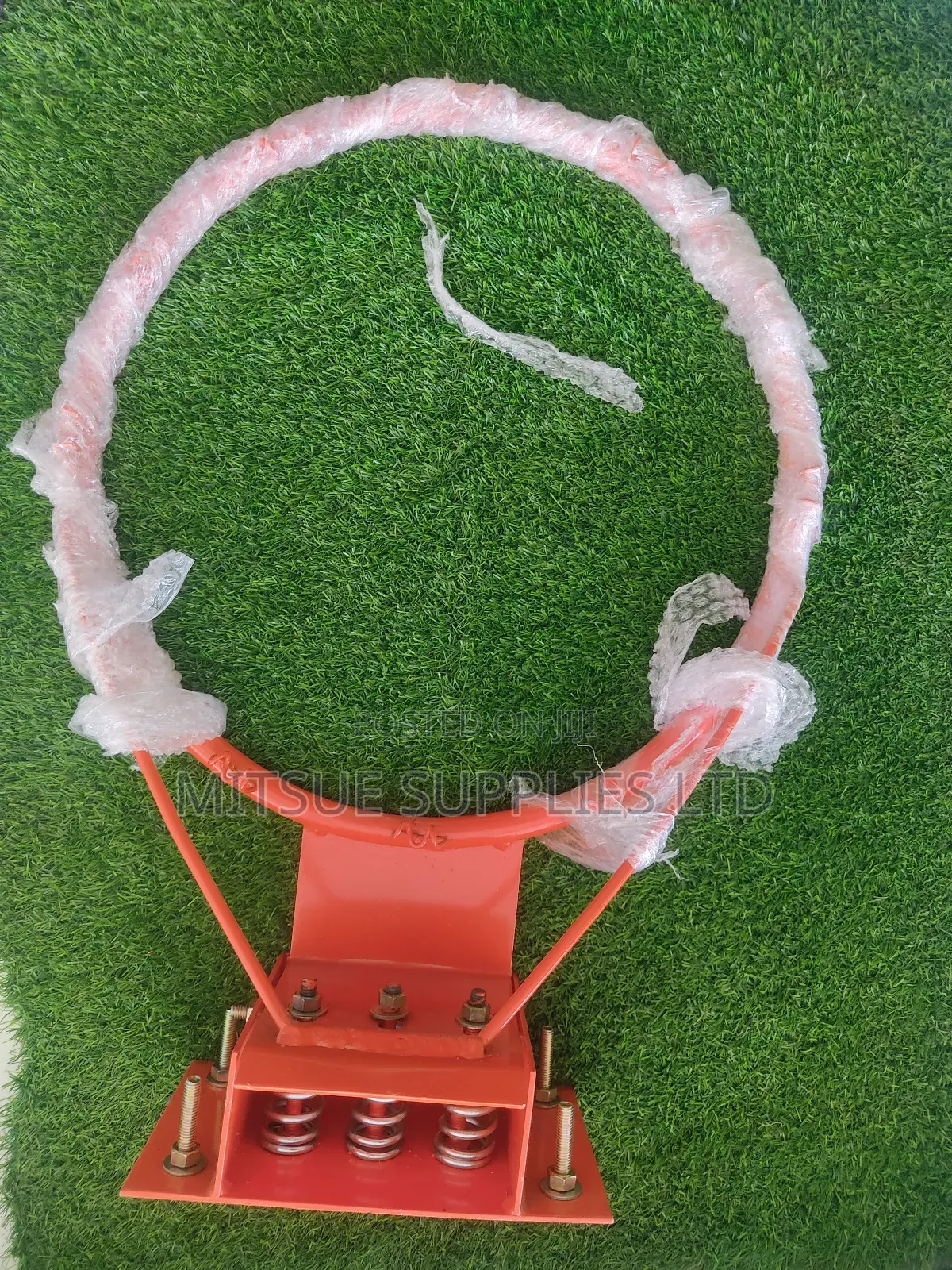 Hanging Basketball Hoop/Ring, 44 Inch With Springs Imported
