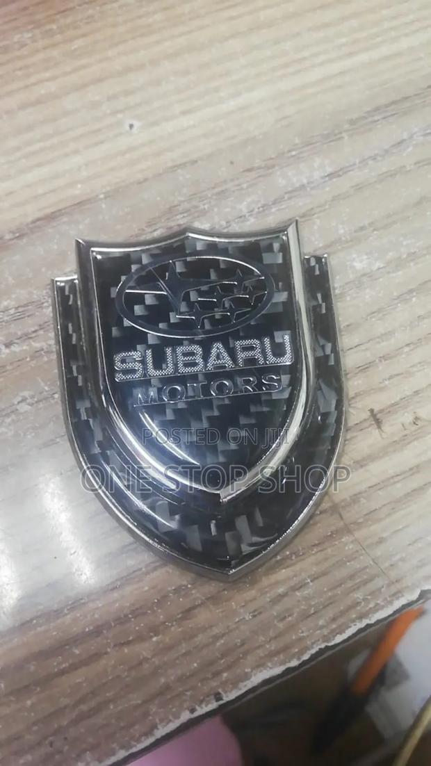 Black Subaru Owners Badge
