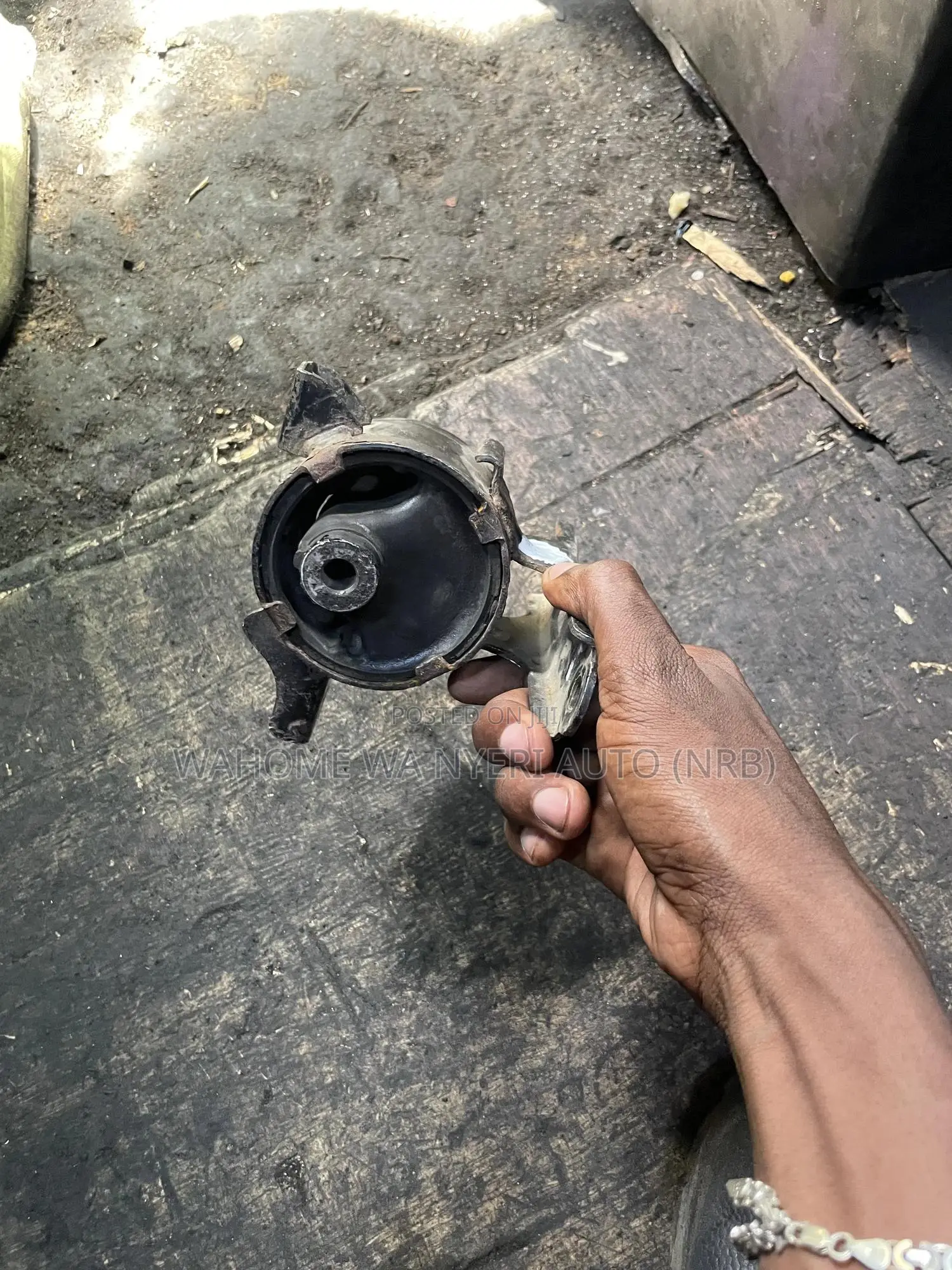 Gear Box Mounting for Honda Fit