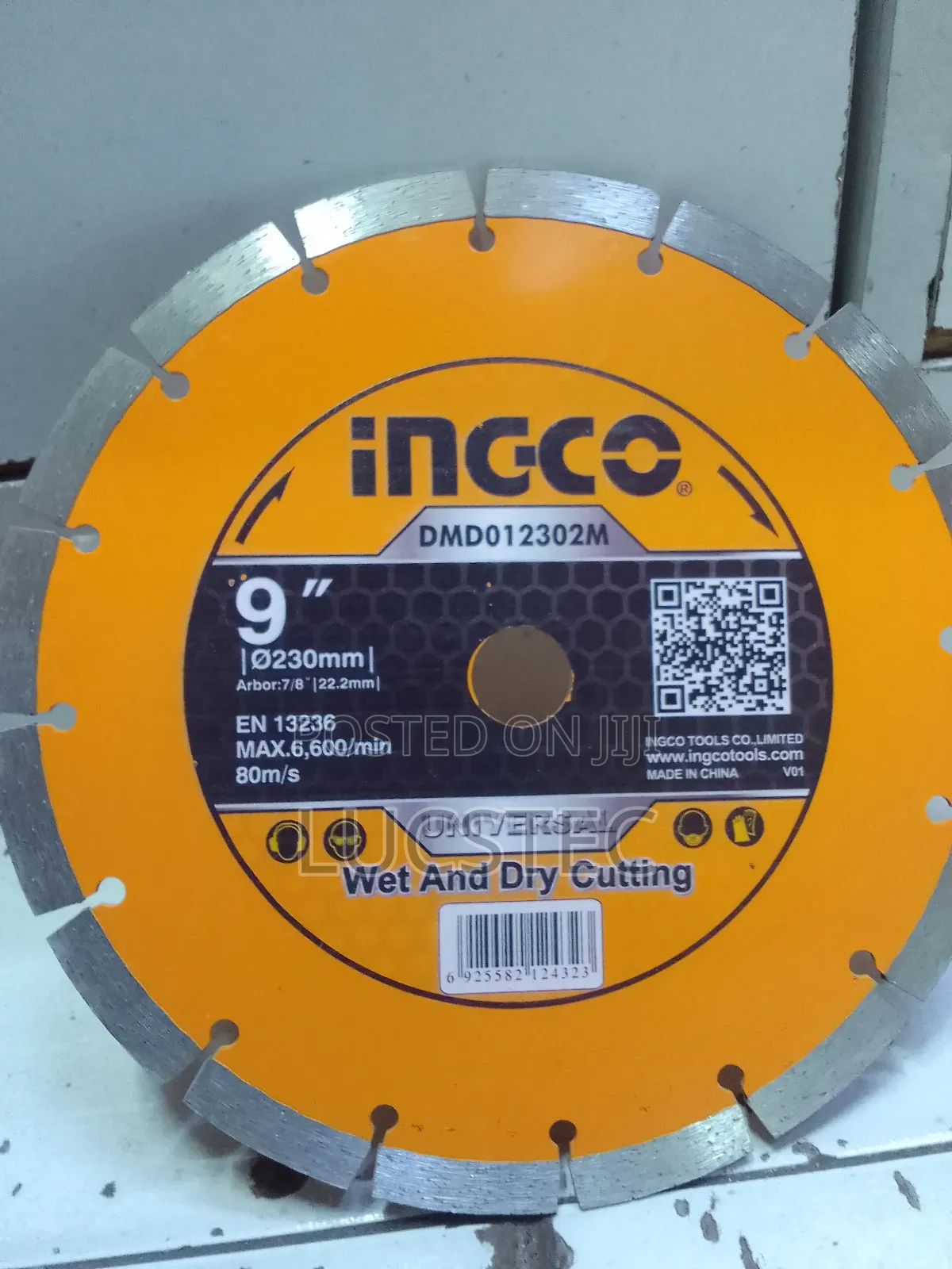 INGCO DMD012302M Wet and Dry Cutting Disc 9"